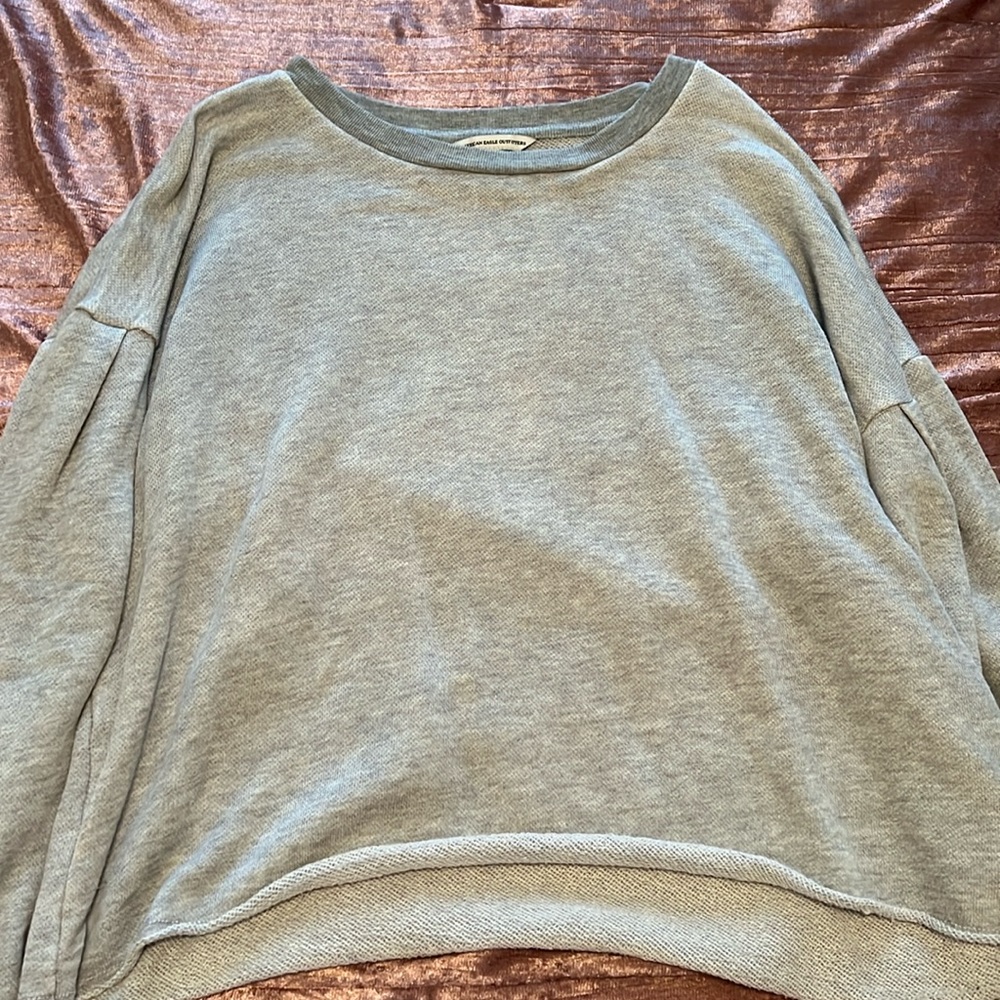 American Eagle long sleeve. Size medium.